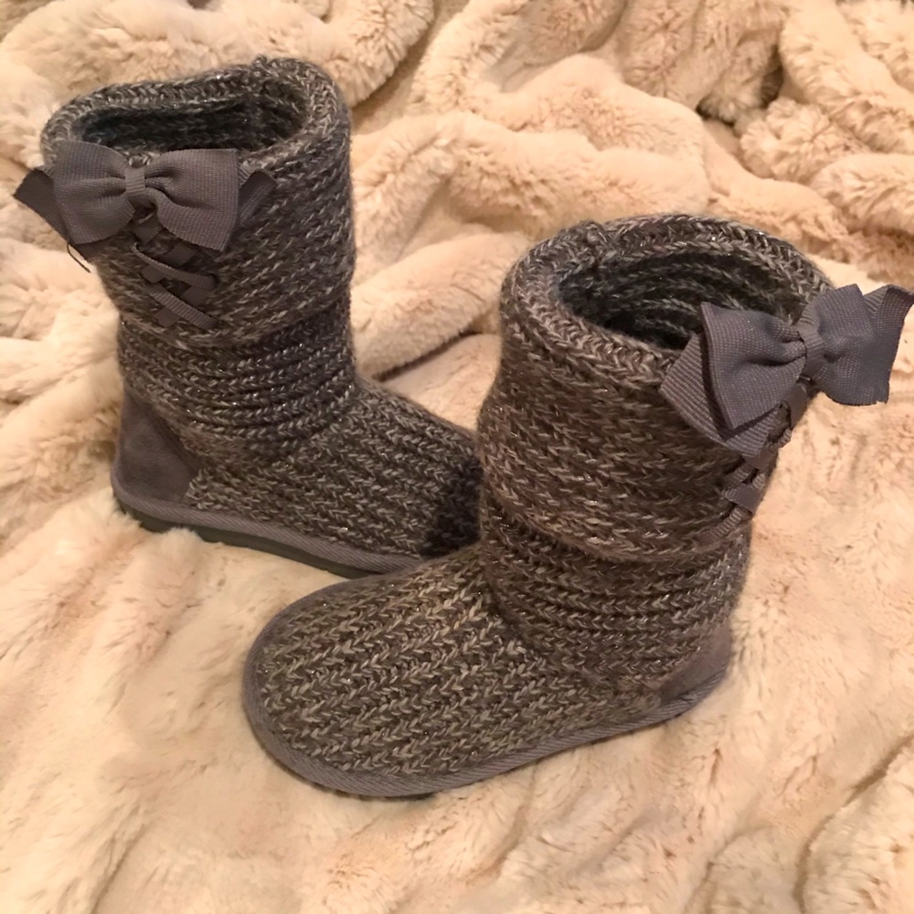 Sweater Boots! Like New🎀